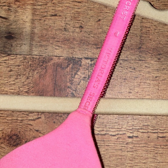 🩷 Victoria's Secret lined perfect coverage vintage pink bra - Picture 2 of 7
